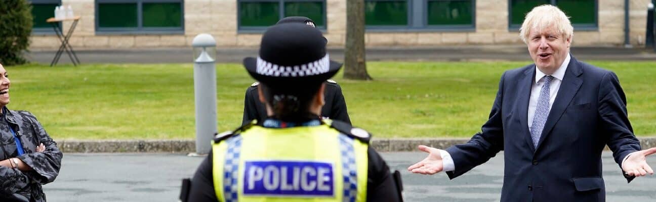 BORIS JOHNSON ACCOMPANIED BY THE HOME SECRETARY PRITI PATEL VISIT NORTH YORKSHIRE POLICE HQ. CREDIT: ANDREW PARSONS / NO 10 DOWNING STREET - ATTRIBUTION-NONCOMMERCIAL-NODERIVS 2.0 GENERIC (CC BY-NC-ND 2.0)